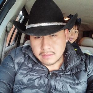 Meet your Posher, Hernández